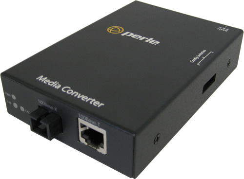 S-110-S1SC20D - 10/100 Fast Ethernet Stand-Alone Media and Rate Converter